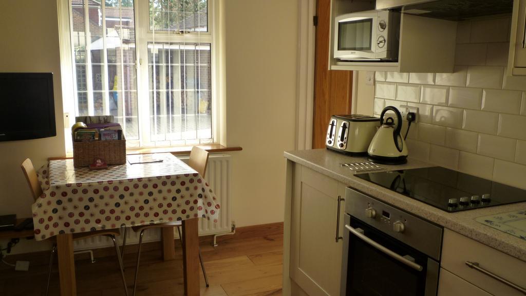 Hopewell Self-Catering Apartment Gravesend Bagian luar foto