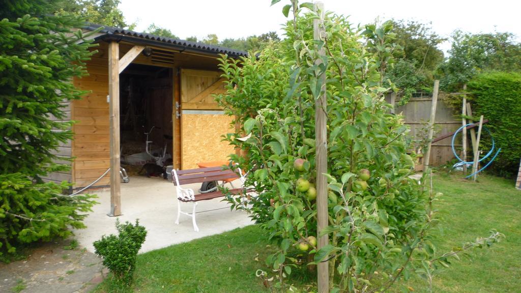 Hopewell Self-Catering Apartment Gravesend Bagian luar foto