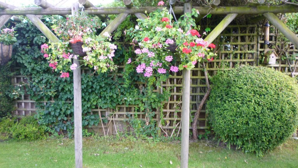 Hopewell Self-Catering Apartment Gravesend Bagian luar foto