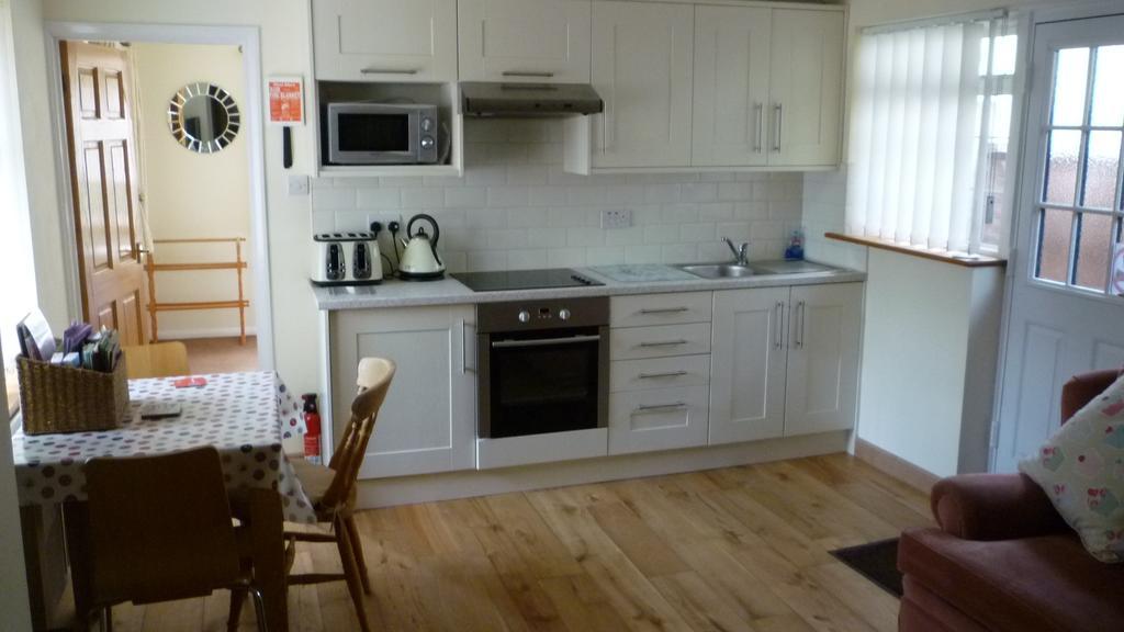 Hopewell Self-Catering Apartment Gravesend Bagian luar foto