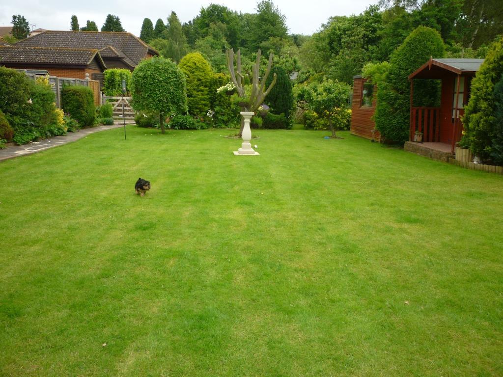 Hopewell Self-Catering Apartment Gravesend Bagian luar foto