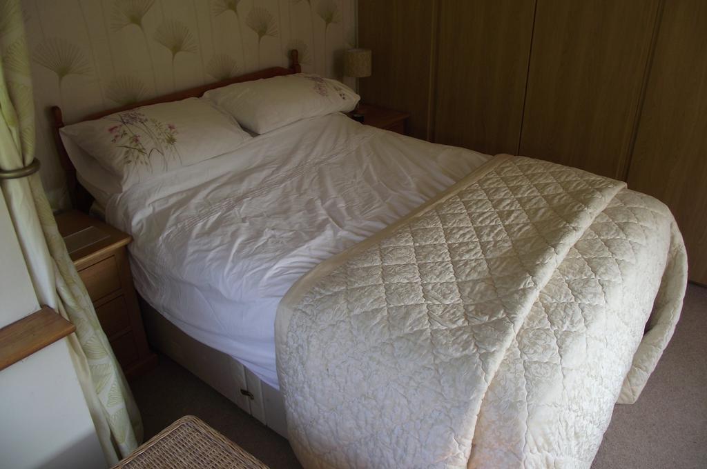 Hopewell Self-Catering Apartment Gravesend Bagian luar foto
